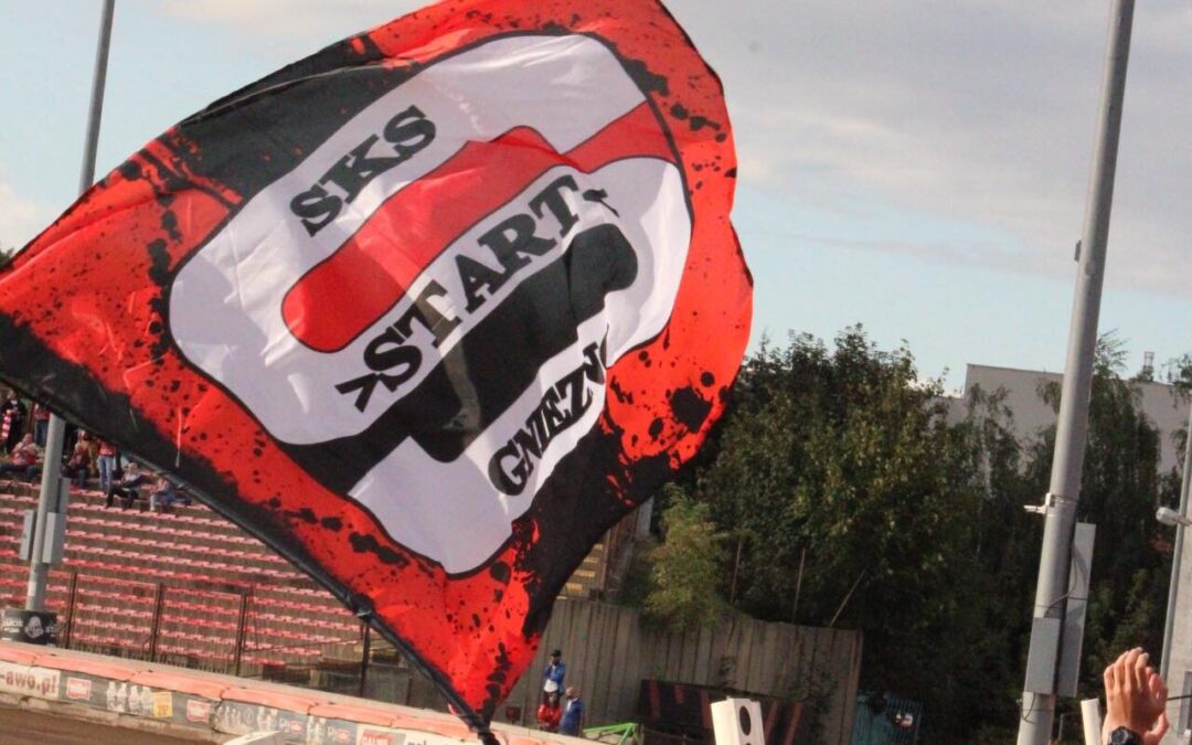 Nowy atrybut kibiców Startu. Co czuli podczas meczu z Polonią?