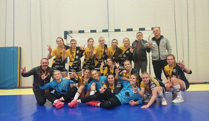 Wysłały SMS w zaświaty i zostały wiceliderem!