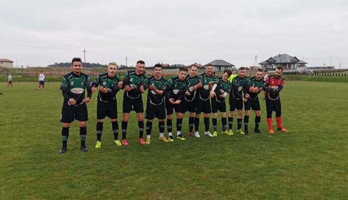 PIŁKARSKI PRZEGLĄD: Sensacyjna Wełnianka, bramkostrzelni Czarni