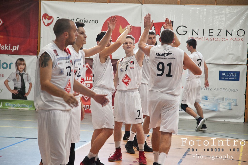 2017_10_07-Sklep-Polski-MKK-Gniezno-Asseco-II-Gdynia_3-1024×683