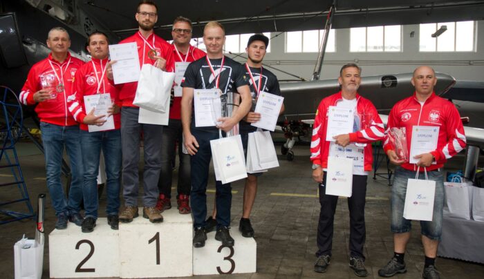 Gnieźnieńscy piloci wicemistrzami Polski
