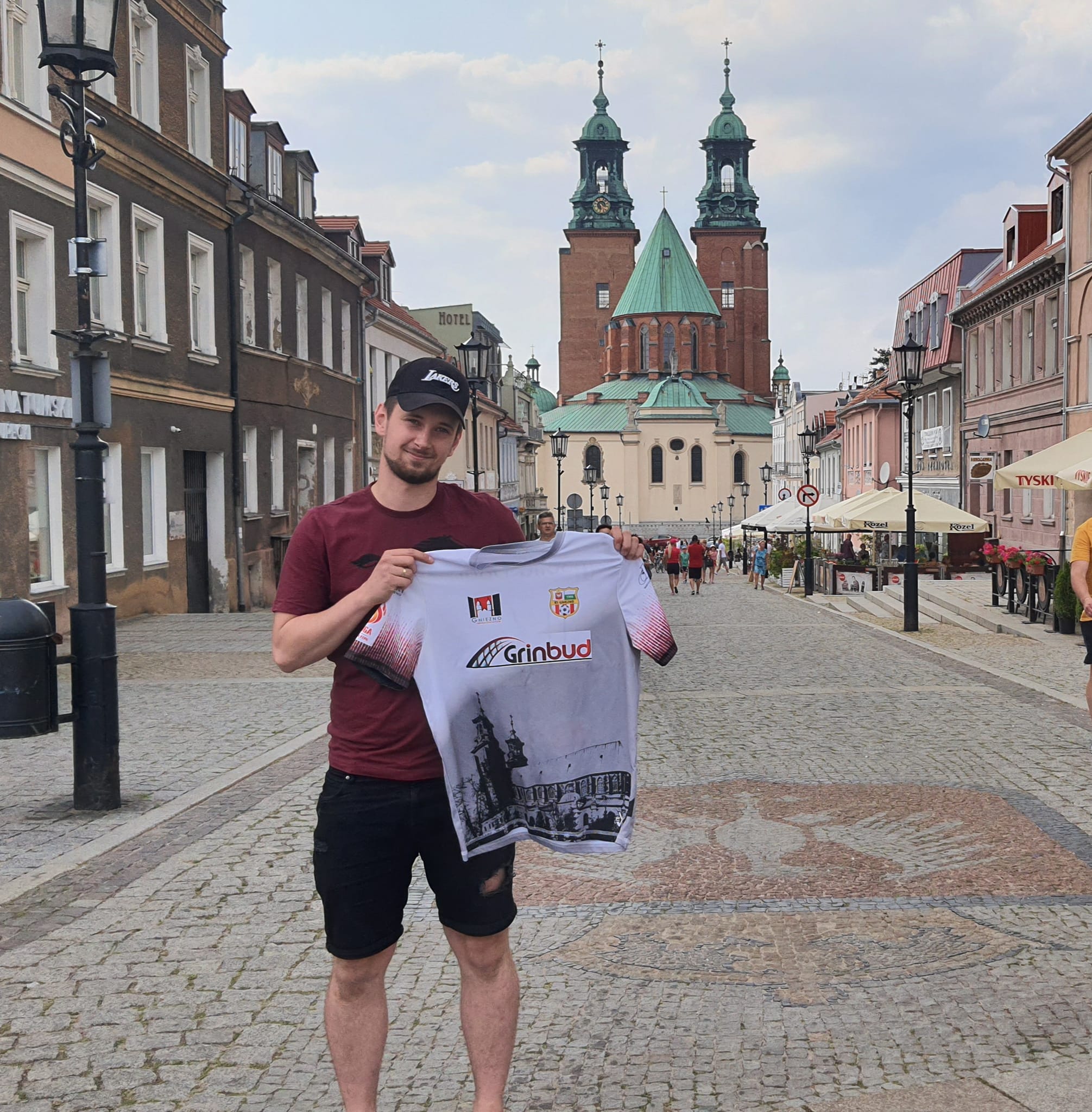 224405926_811955409496521_5275199652401728639_n