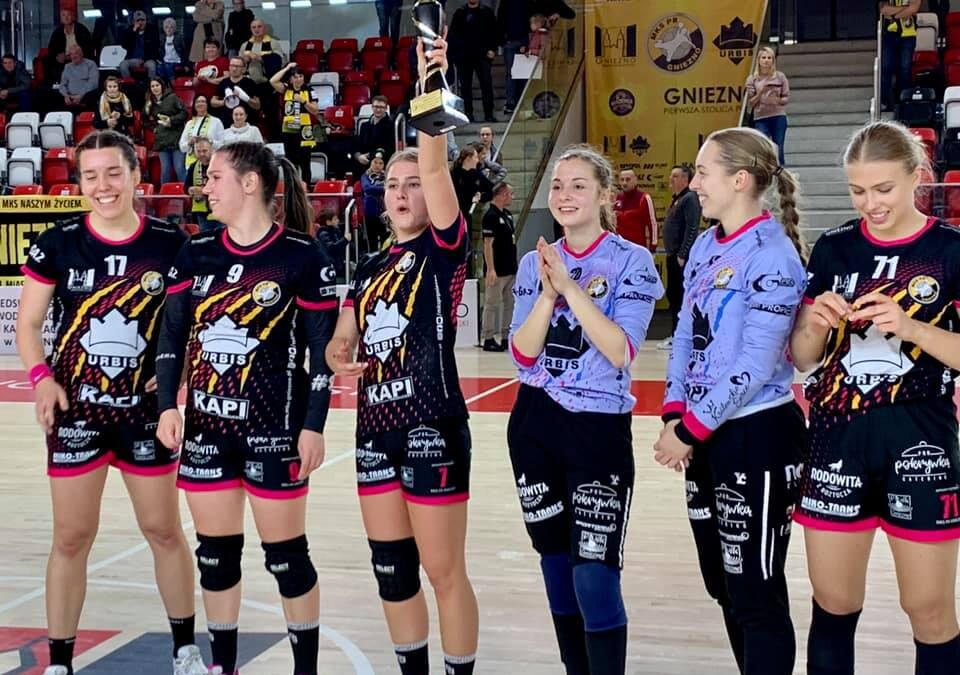 MKS z pierwszym pucharem w tym roku