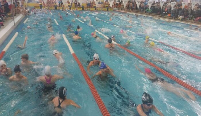 Świetne wyniki młodych pływaków. „To jakiś kosmos”