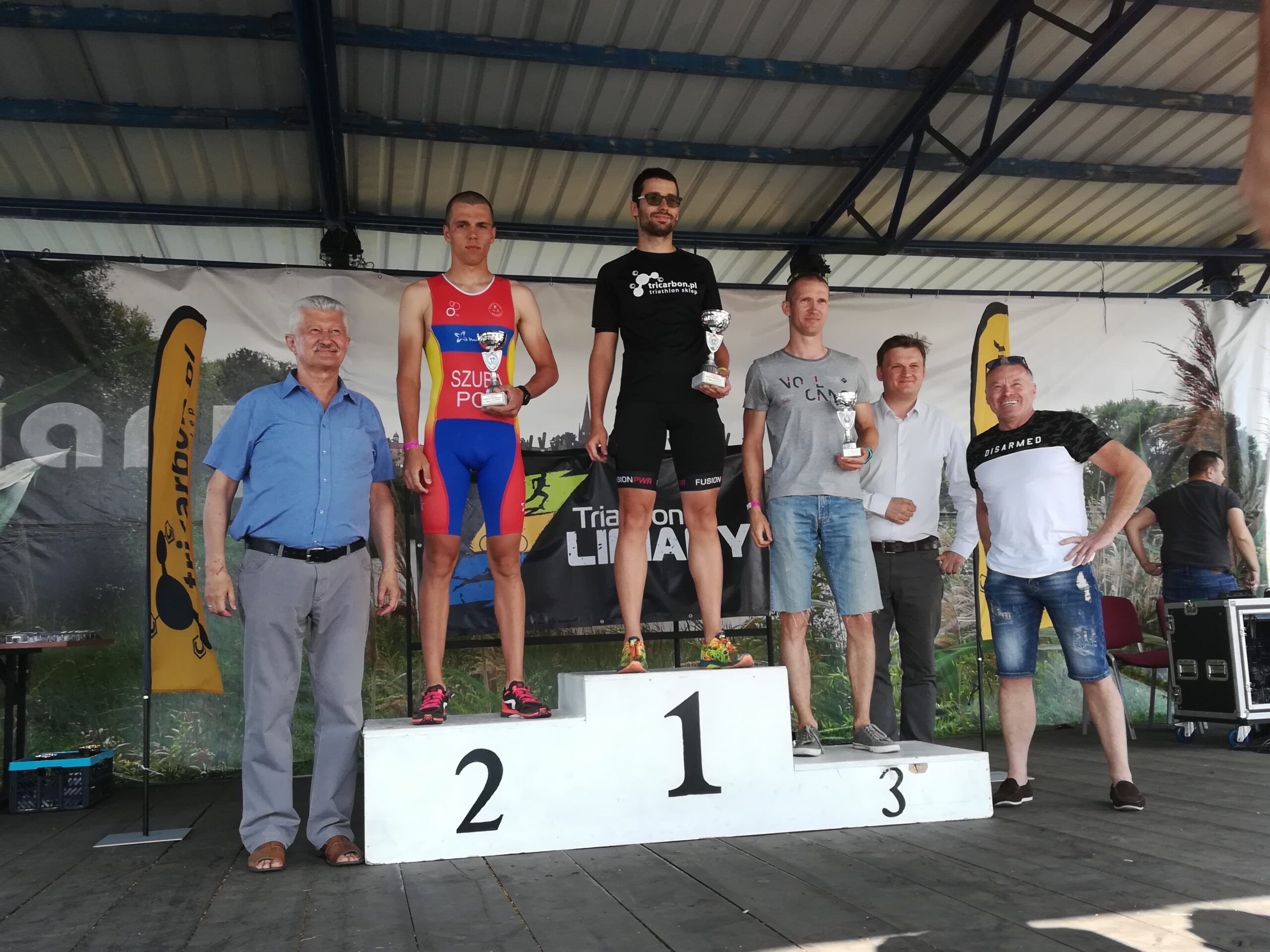 35686864_1961716633890885_2643037361159536640_n-1