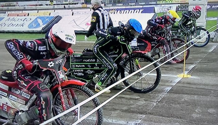 Dobry mecz „Orłów” w Rybniku!