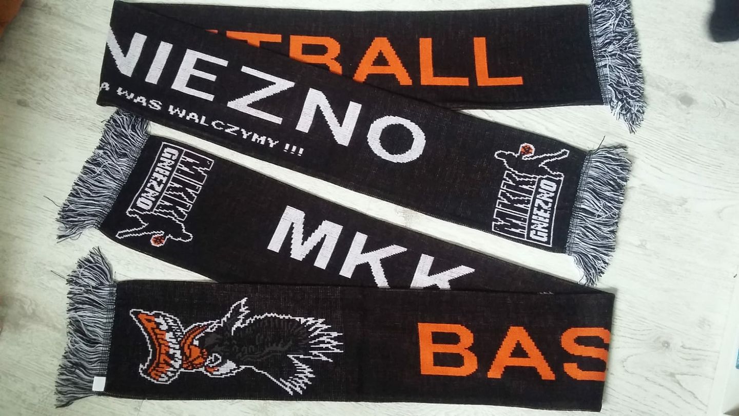 42607412_1988398477886883_4966086507577212928_o