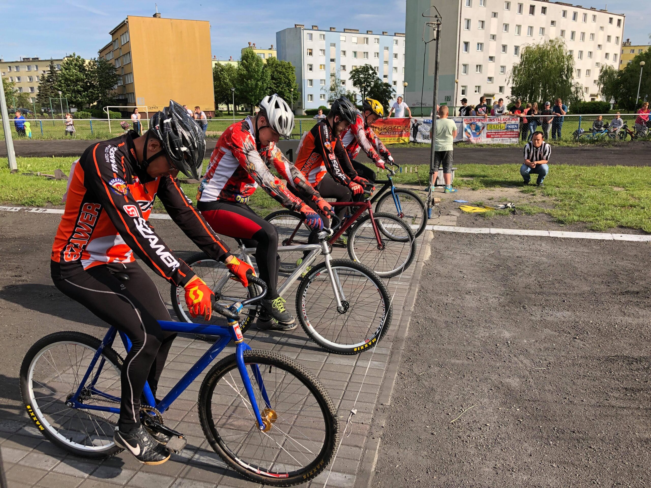 61099218_315789425986123_2065667682107129856_n