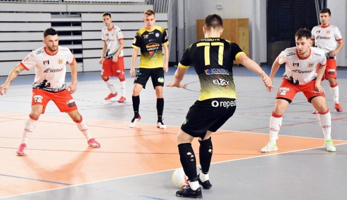 Grinbud KS Gniezno łapie coraz większy wiatr w żagle