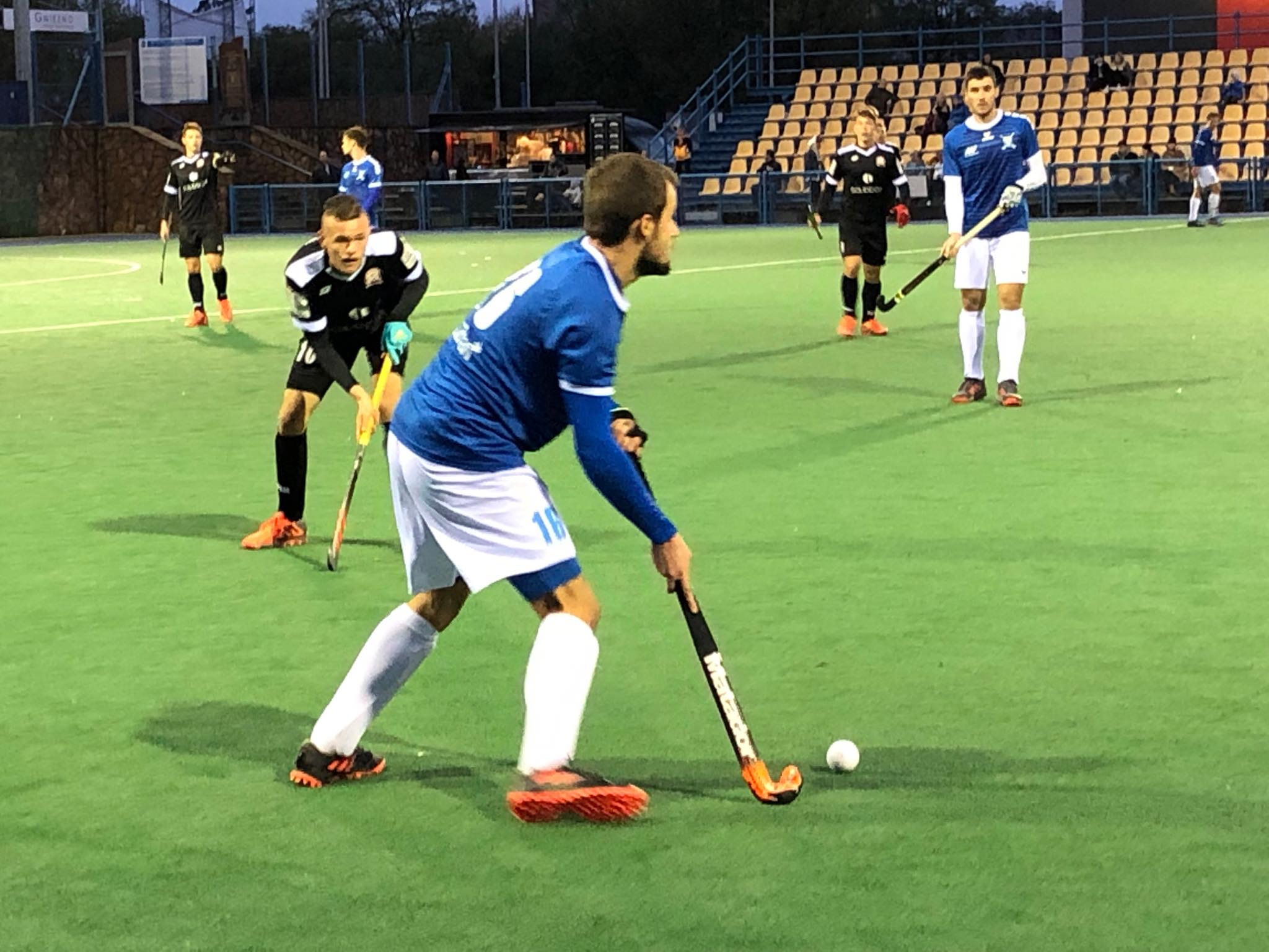 71703541_965467713813491_7171941037462519808_n