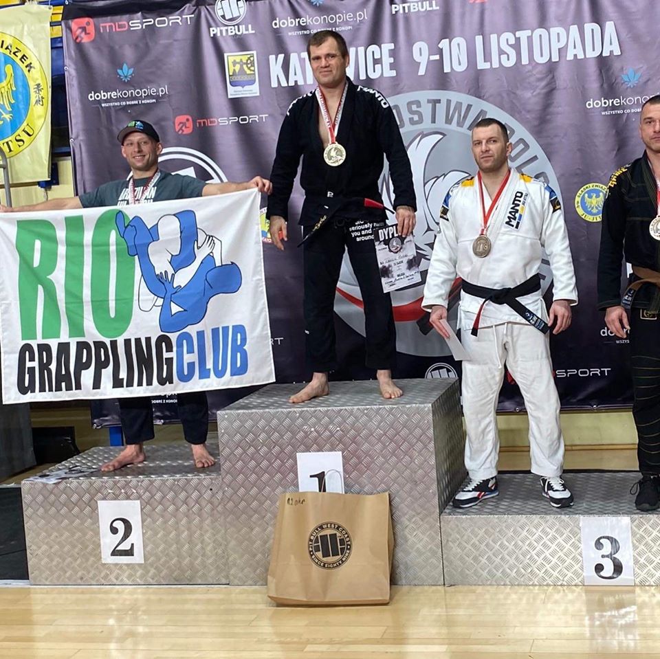 75047872_10219303639053942_3183903155385532416_o-2