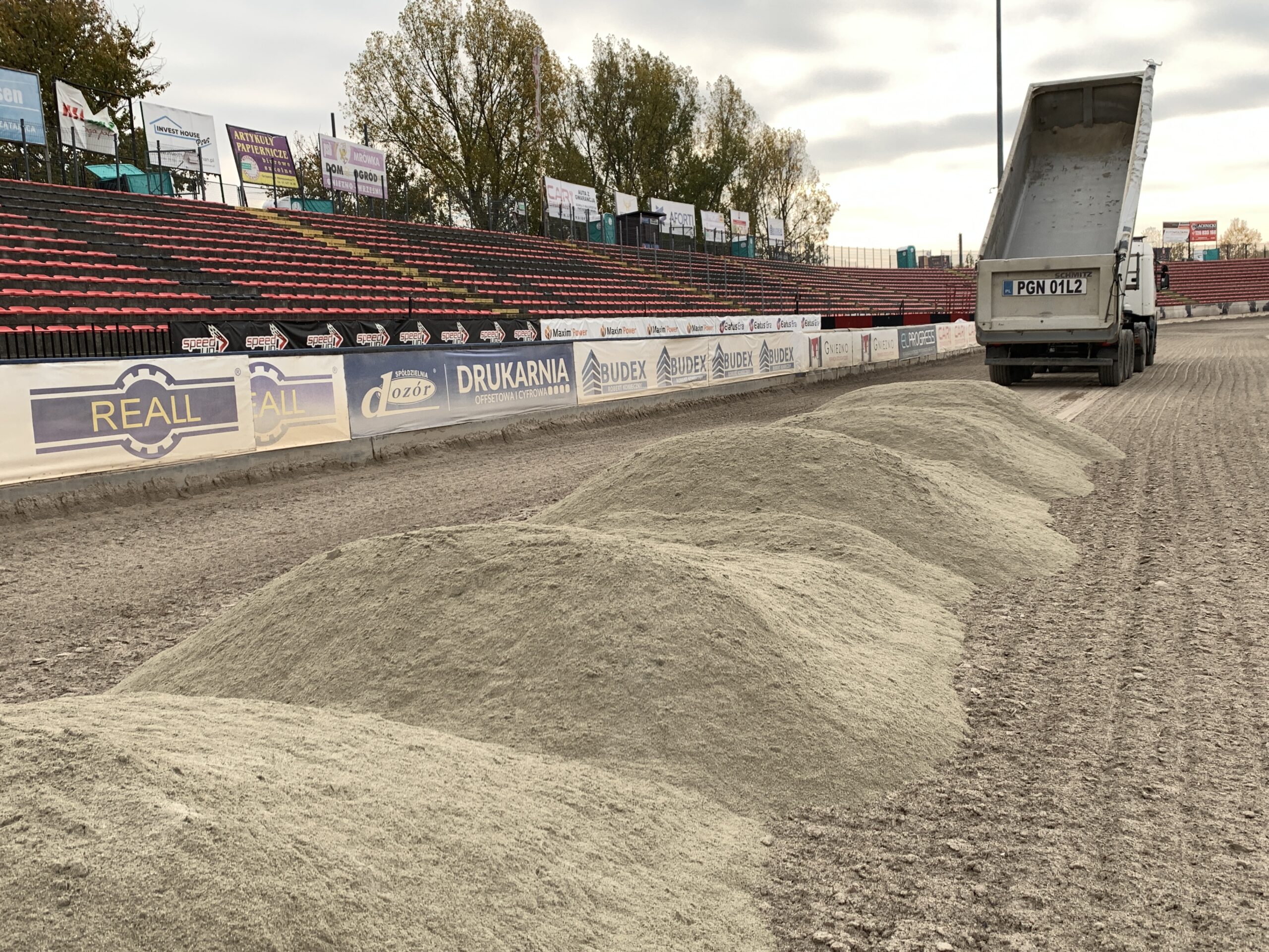 7BC49BD0-E6FA-4CC2-93AE-489F1AC3B544