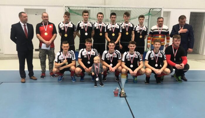 Hokeiści Startu 1954 halowymi mistrzami Polski juniorów!!