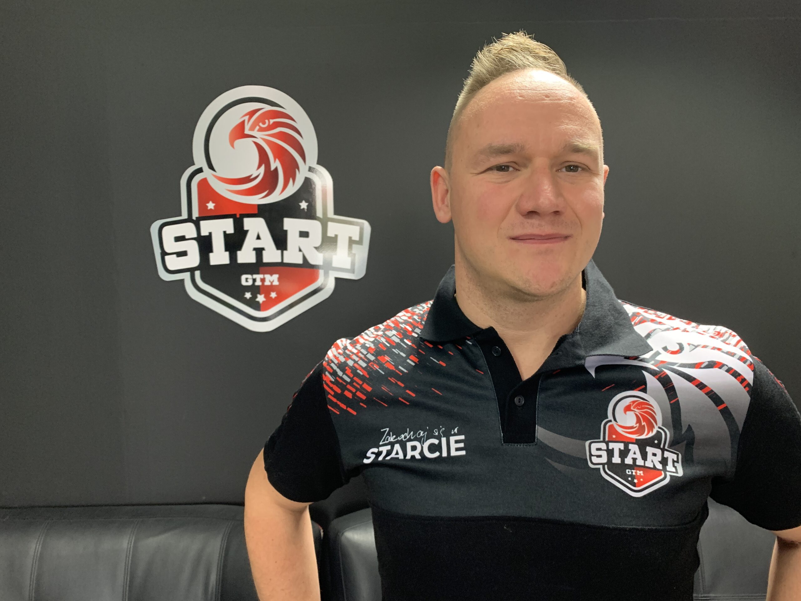 96BA98E6-E8F9-4C18-B18D-C7648360B92B