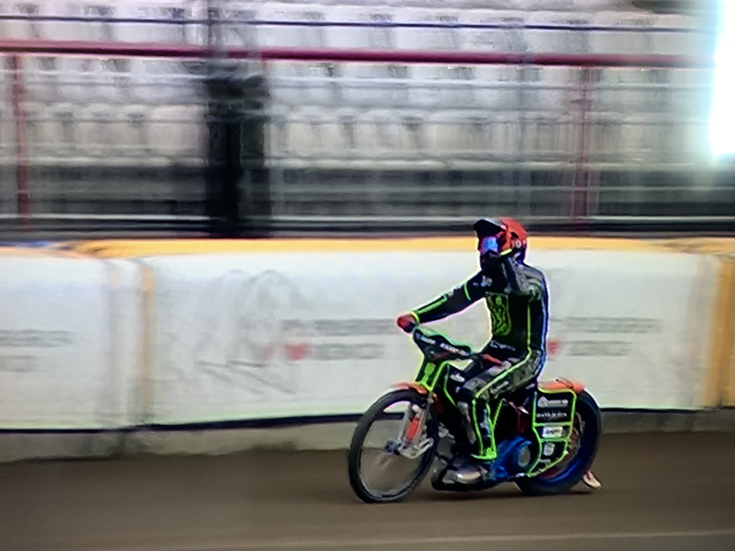 C3EAE060-4518-4E65-8395-8DCD7359F505