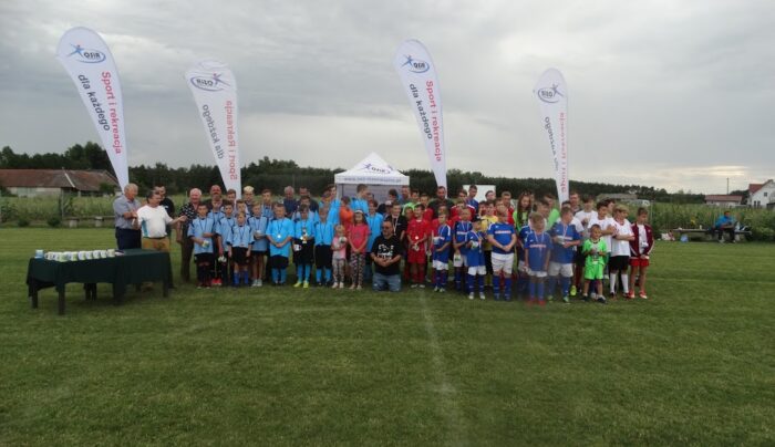 Drużyna z Rudek zwycięzcą młodzieżowego turnieju piłkarskiego sołectw Trzemeszna