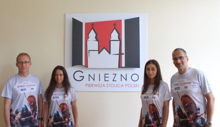 Oto oficjalna koszulka 41. Biegu Lechitów