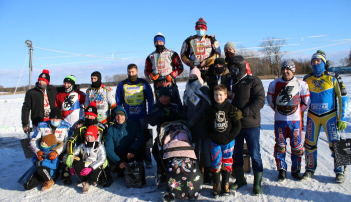 Romuald Lisiecki najlepszy w lodowej gali w Kłecku