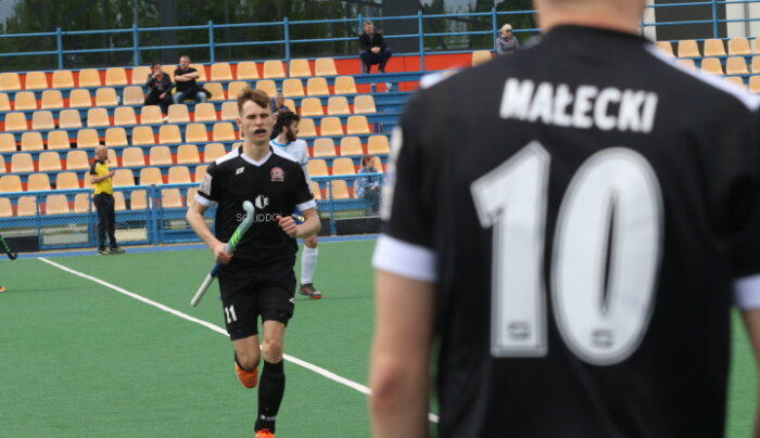 Start 1954 wygrywa z outsiderem