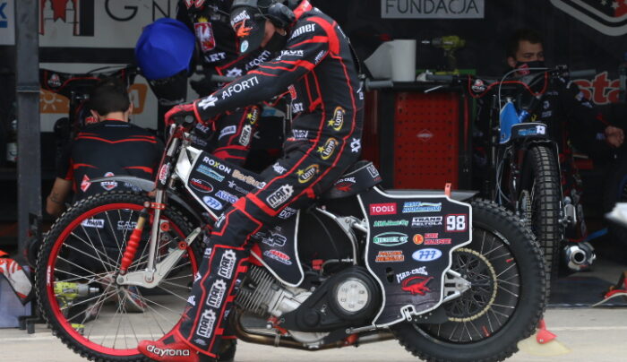 Niesamowity nos typerów! Jest samodzielny lider