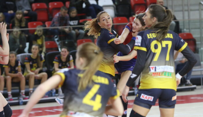 MKS PR URBIS wrócił „na tarczy”. Hitowe starcie dla tczewianek (relacja)