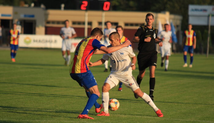 Jarota ustawiona do przerwy. Kolejny dobry mecz Mieszka (galeria)