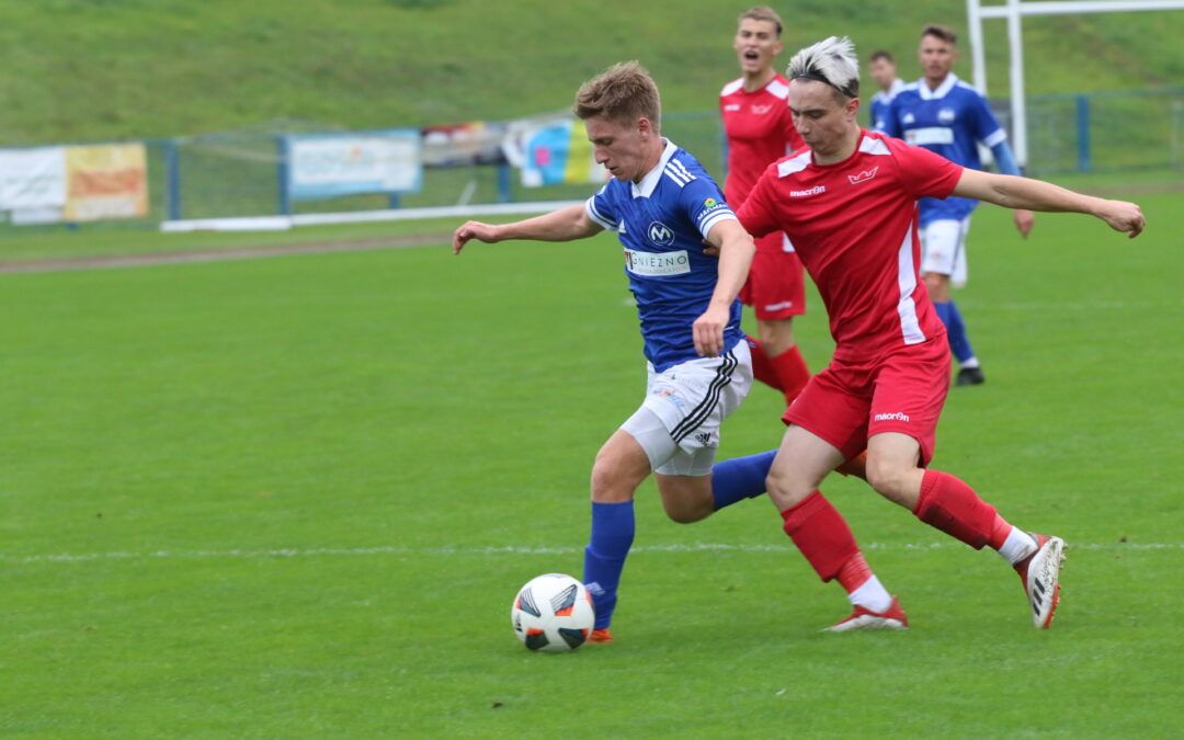 Błyskotliwie strącili Koronę (relacja)