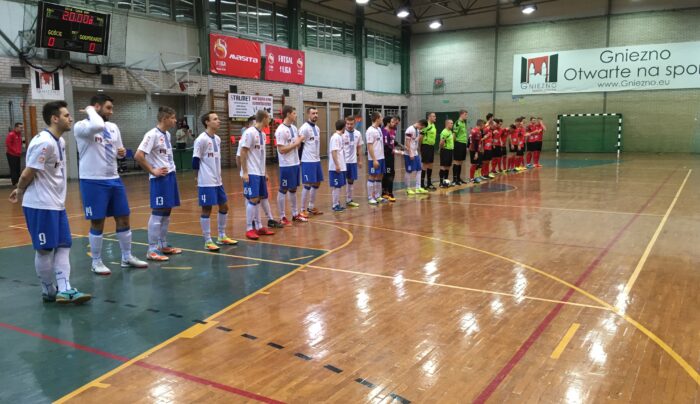 Sąsiedzi z tabeli zmierzą się na „Paczka”