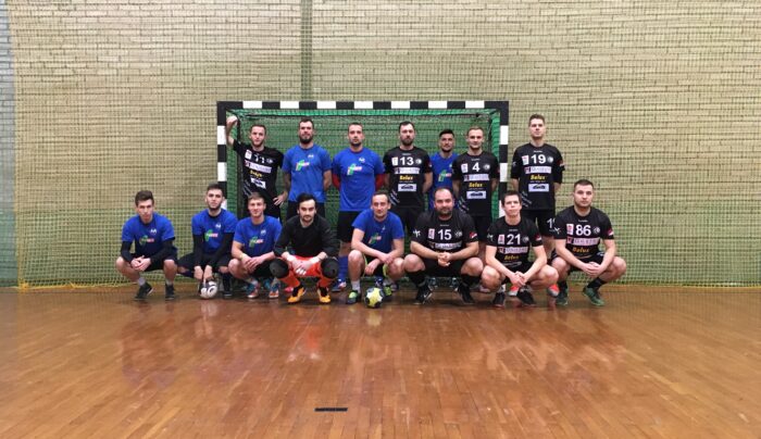 Nietypowy mecz na „Paczka”. Szczypiorniści zagrali z futsalistami