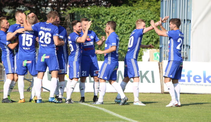 Są pierwsze ruchy kadrowe w Mieszku. Pięciu piłkarzy z nowymi umowami