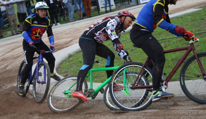 Zwycięstwo na wyciągnięcie ręki. Orzeł minimalnie słabszy od Lwów