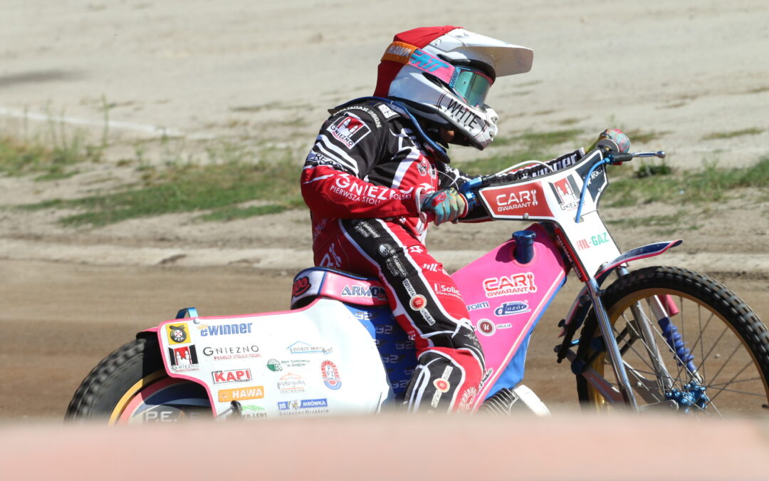 Lokomotiv – Start: Porażka na Łotwie, Gała najsłabszym seniorem