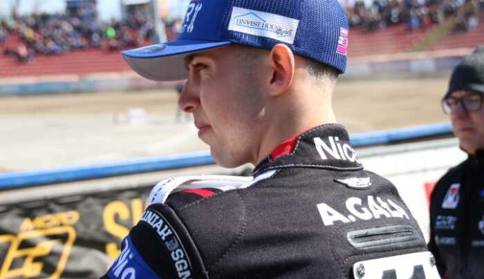 Adrian Gała z uszkodzonymi kręgami!