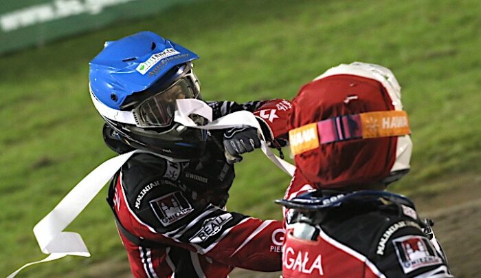 Gnieźnieńscy żużlowcy dostaną przez pandemię solidnie po kieszeni