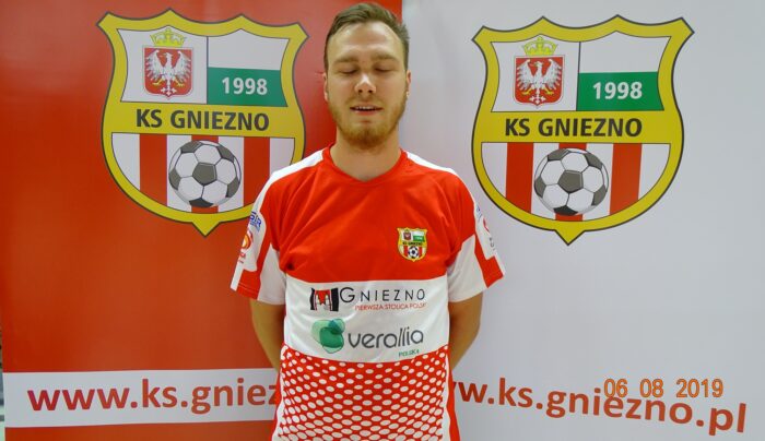 KS Gniezno zatrzymuje mocne ogniwa i wzmacnia zespół