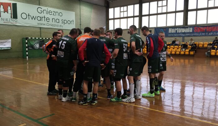 Lanie na inaugurację. Szczypiorniak przespał końcówkę meczu w Gorzowie Wlkp.