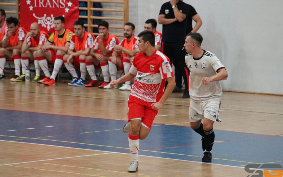 Legia Futsal zdecydowanie skuteczniejsza od KS-u Gniezno [GALERIA]