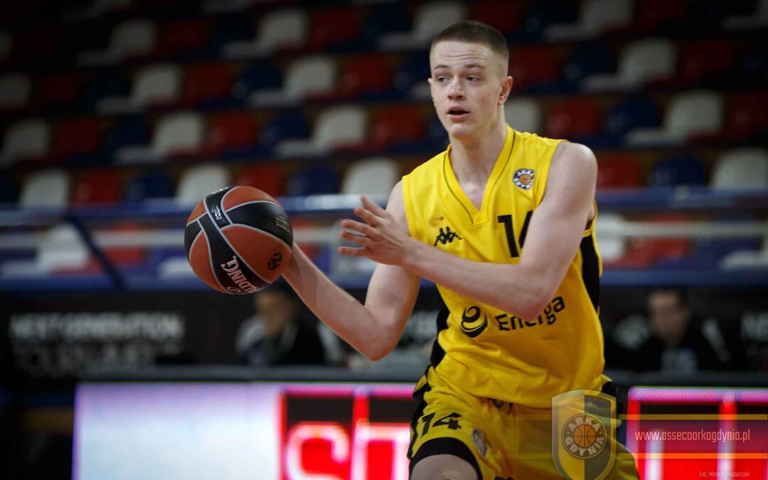 Trzech gnieźnian zagra w koszykarskiej ekstraklasie