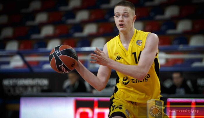 Trzech gnieźnian zagra w koszykarskiej ekstraklasie