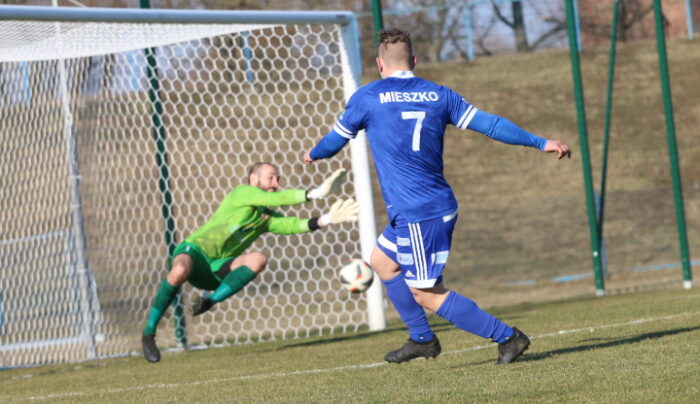 Dwaj ranni po meczu przy Strumykowej