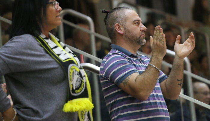 Żółto-czarni kibice hojni na rzecz Ukrainy