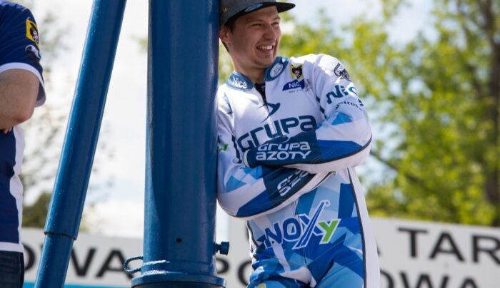 Koza pod wrażeniem warunków w Starcie