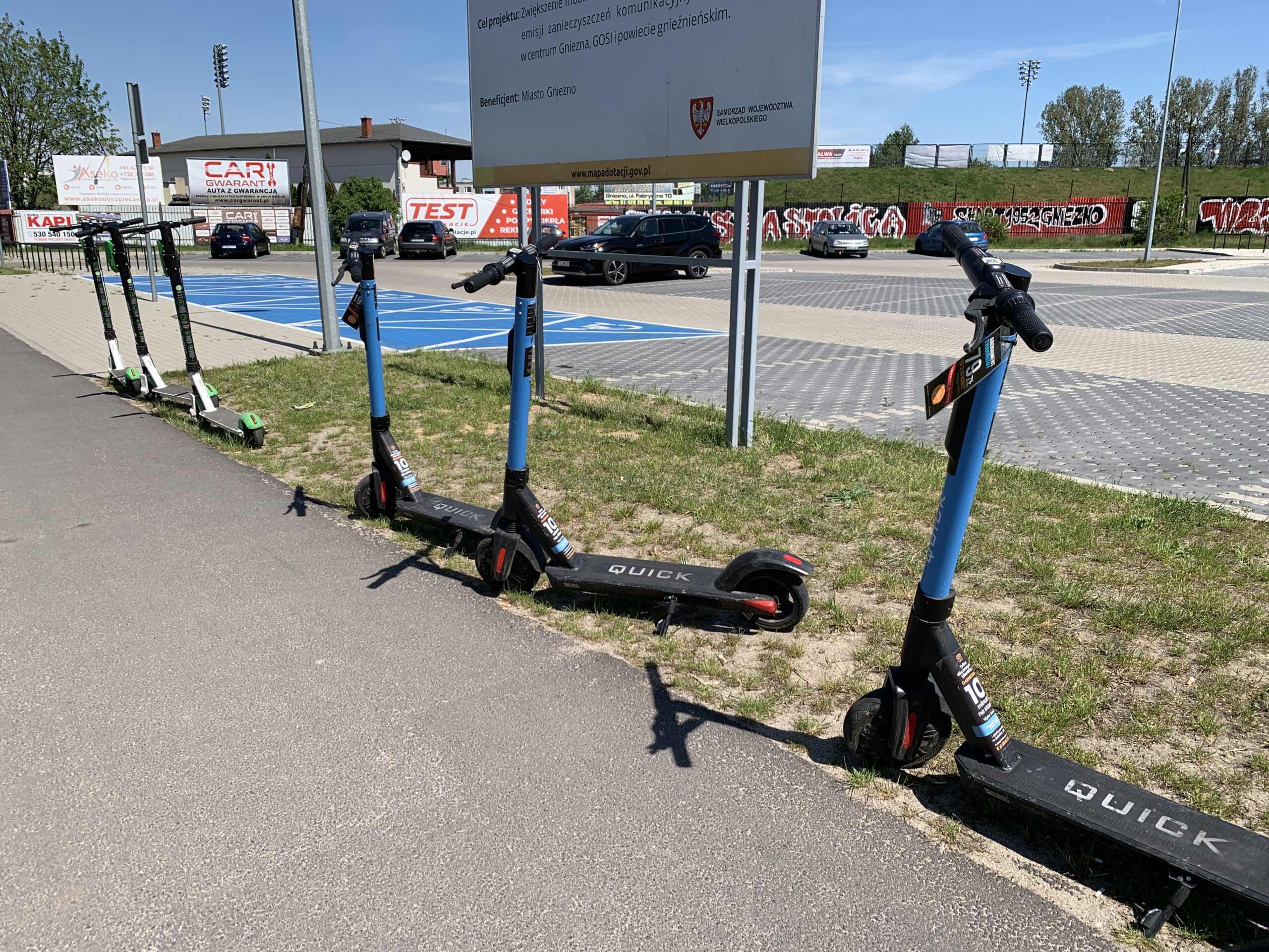 E5019A7B-2A2C-4555-B2CA-8EBD84EB2578