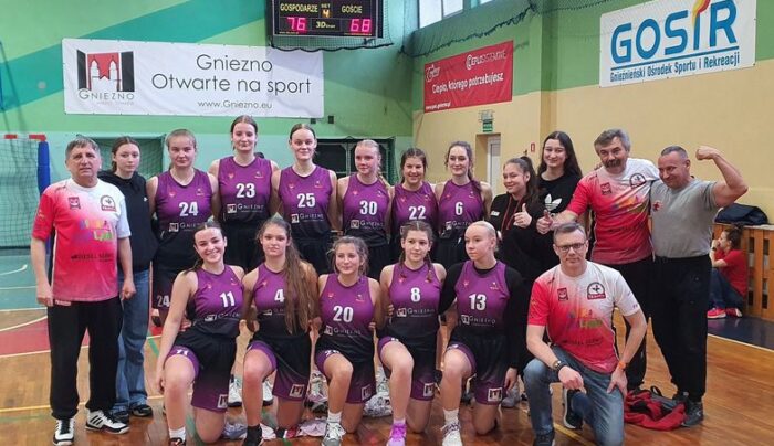 Koszykarki TS Basket w ćwierćfinale rozgrywek