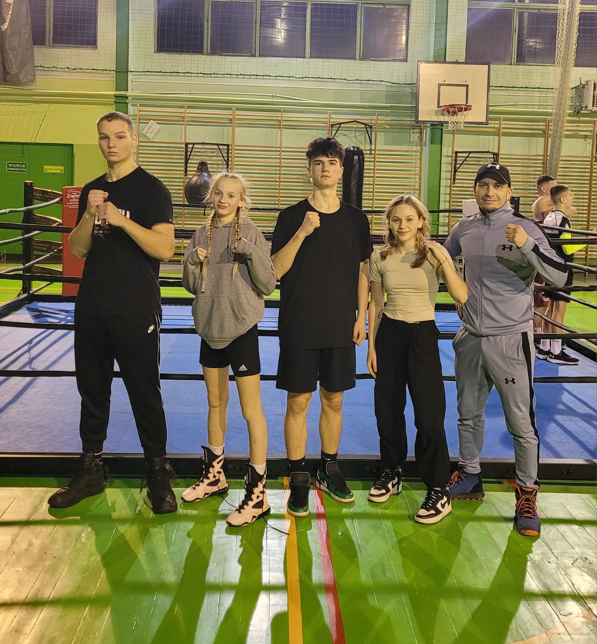 329524779_1598776200627564_5800552017504872820_n