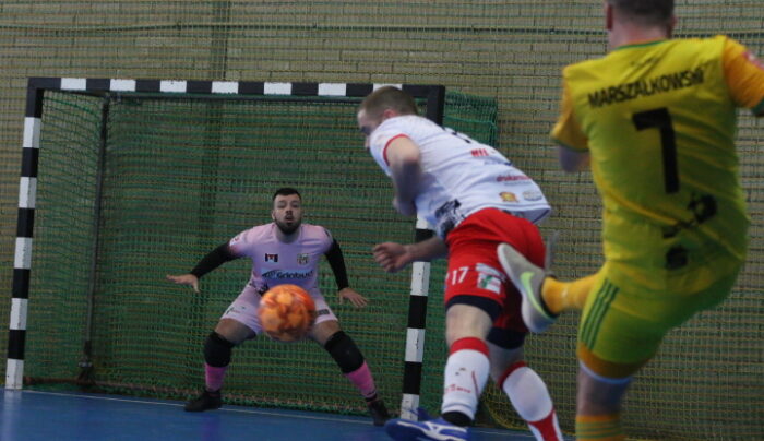 Grinbud KS Gniezno – We-Met FC Kamienica Królewska [GALERIA]