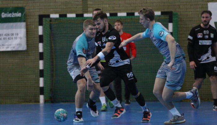 Szczypiorniak Bank Spółdzielczy Gniezno – SPR Włoszakowice [GALERIA]