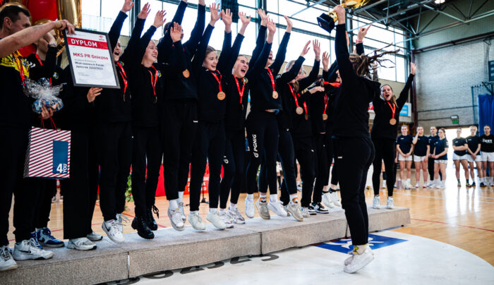 Juniorki MKS trzecią drużyną w kraju!