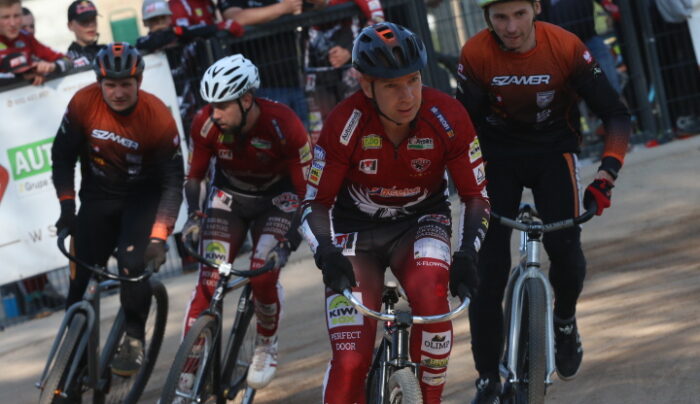 Orzeł zdecydowanie lepszy od Szawera