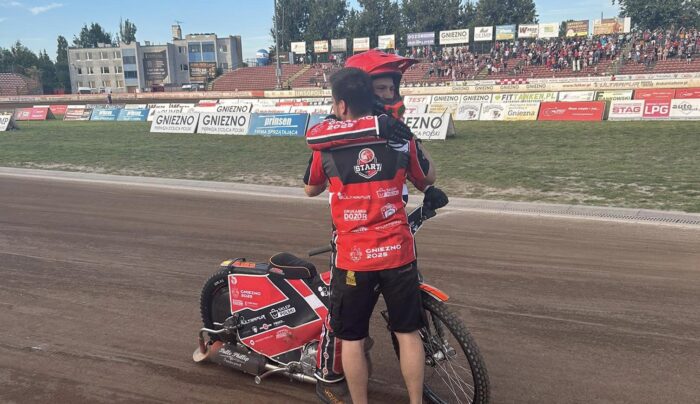 Start wygrywa z Lokomotivem i zostaje liderem